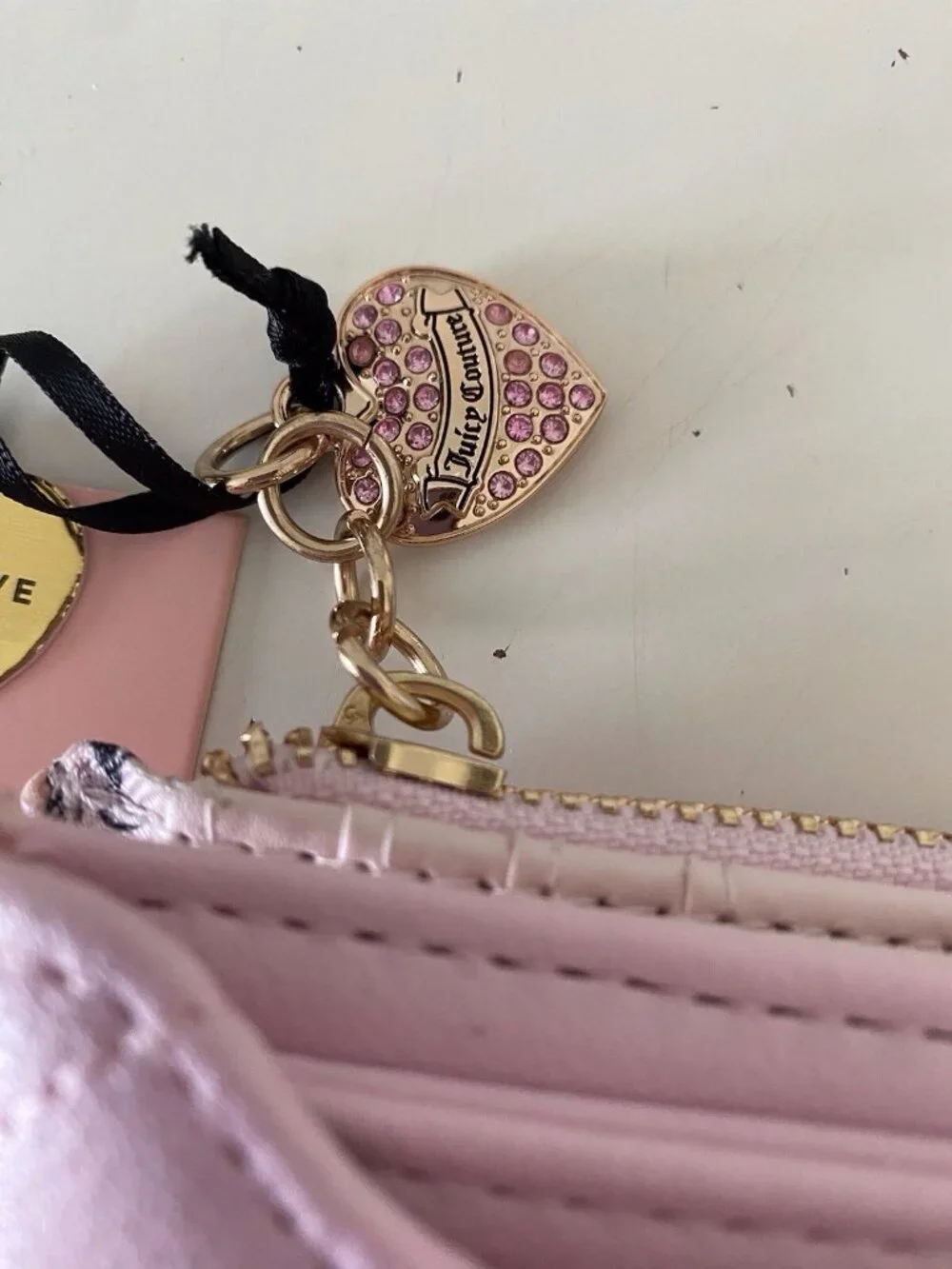 Juicy Couture Pink Holding The Line Bifold Wallet W/Pullout Card Case Pink NEW